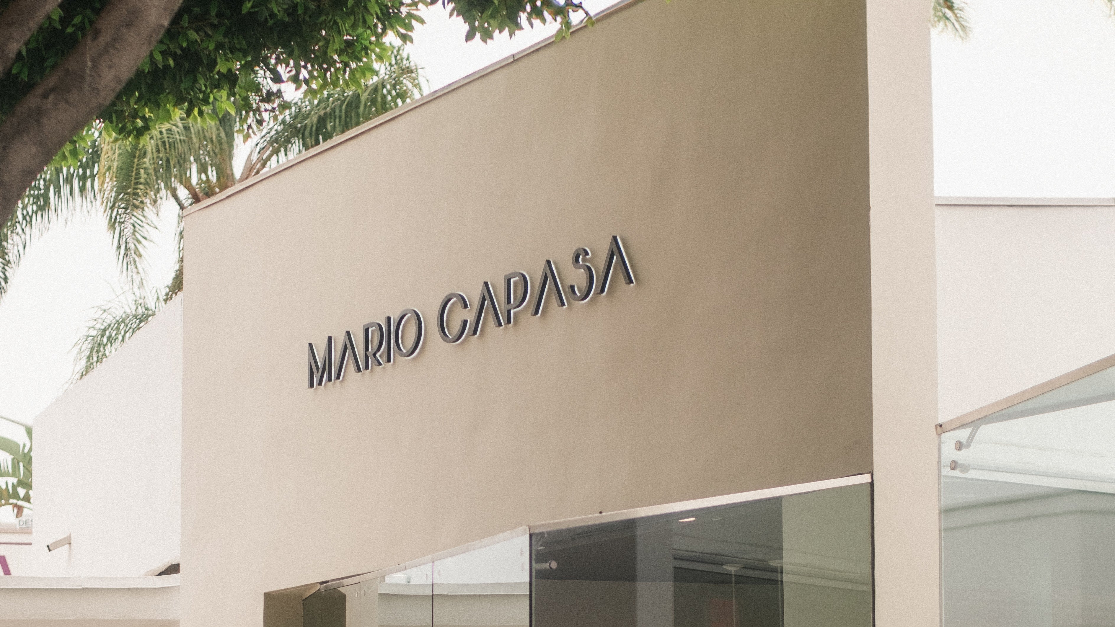 Los Angeles Furniture Store Curated as a Modern Gallery - MC- Mario Capasa