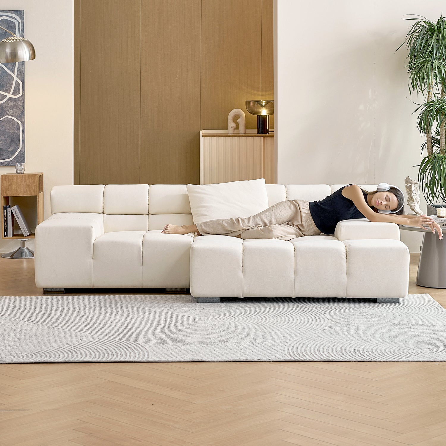 Amora Sectional Low Arm