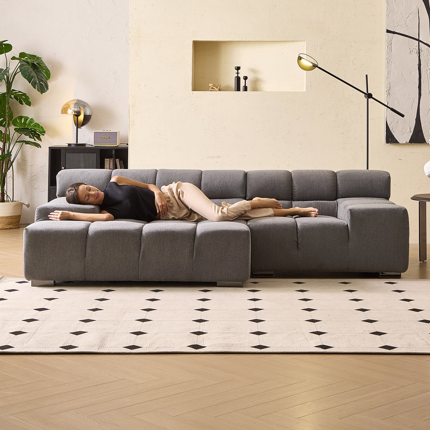 Amora Sectional Low Arm