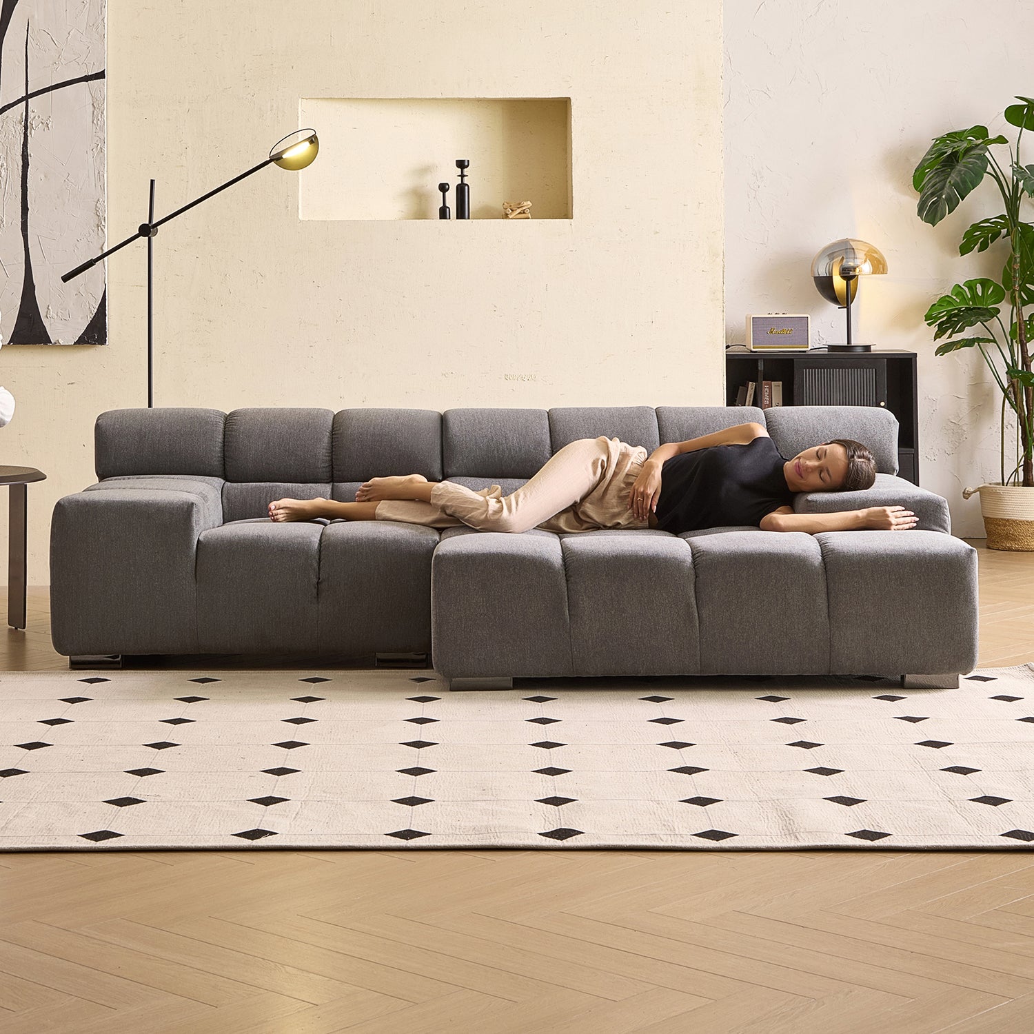 Amora Sectional Low Arm