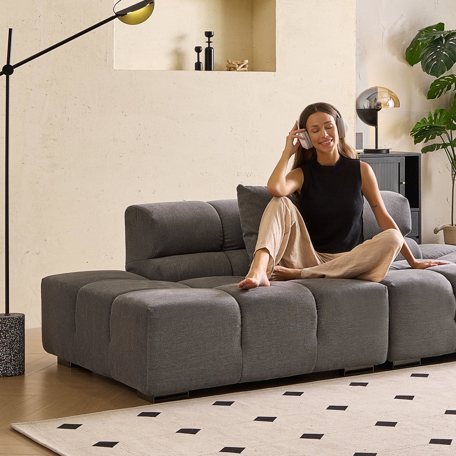 Amora Sofa No Arms