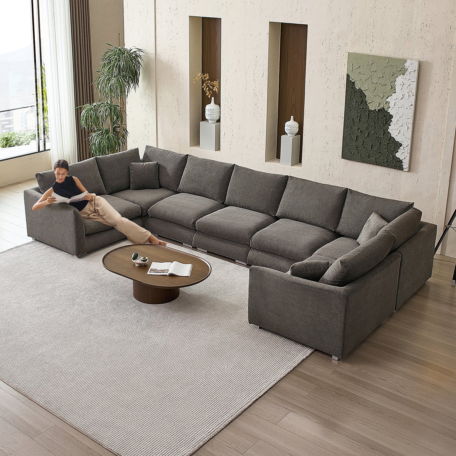 Feathers U-Closed Sectional