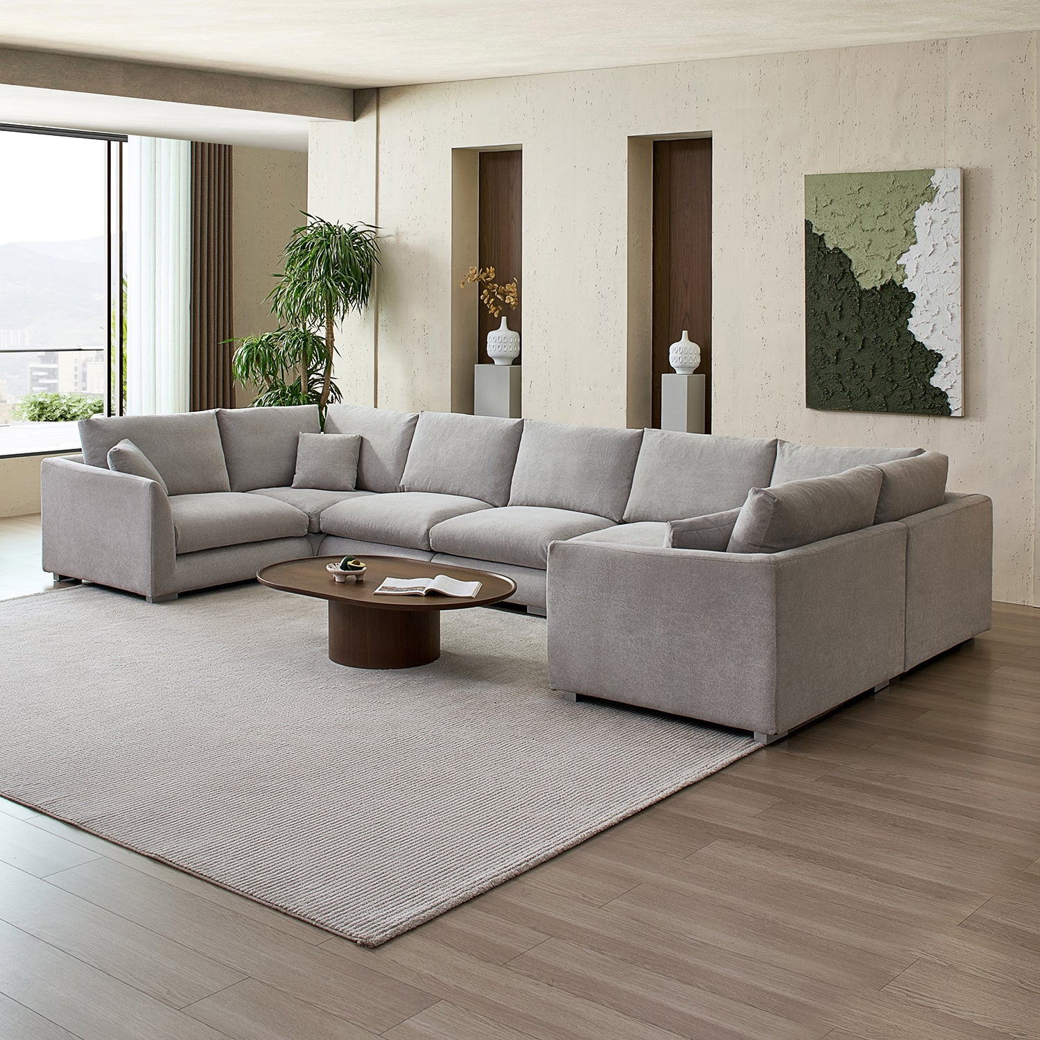 Feathers U-Closed Sectional