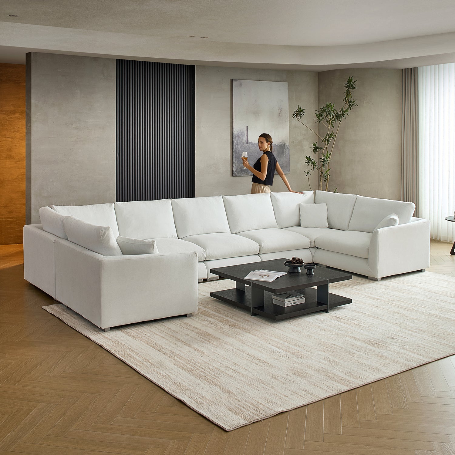 Feathers U-Closed Sectional