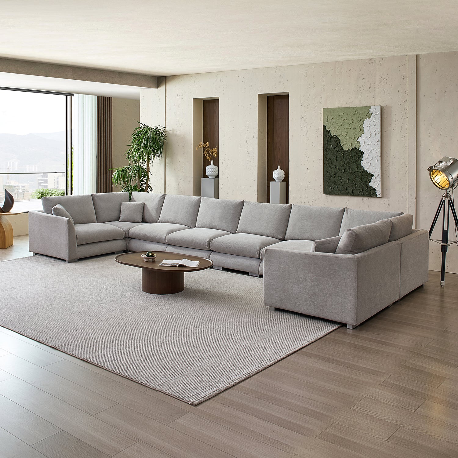 Feathers U-Closed Sectional