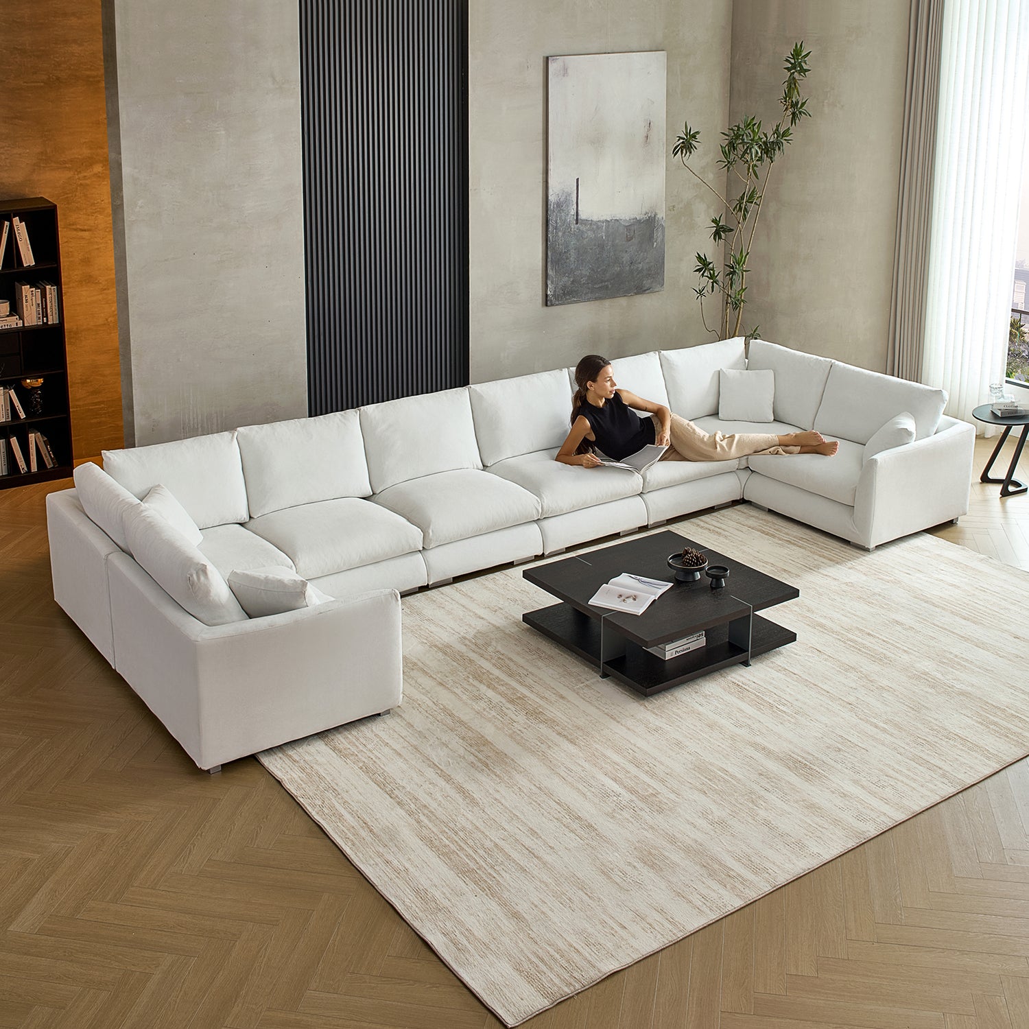 Feathers U-Closed Sectional