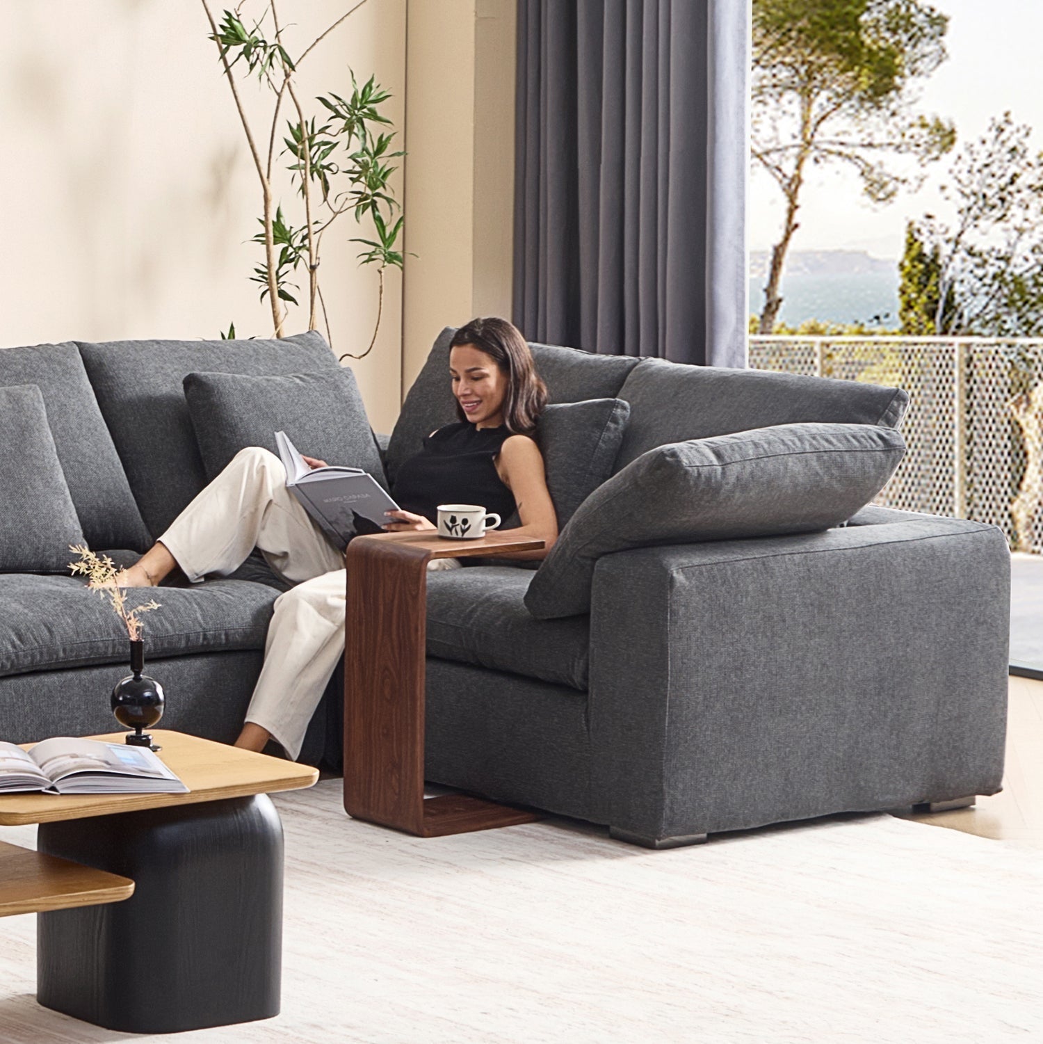 Tivoli Cloud U Closed Sectional