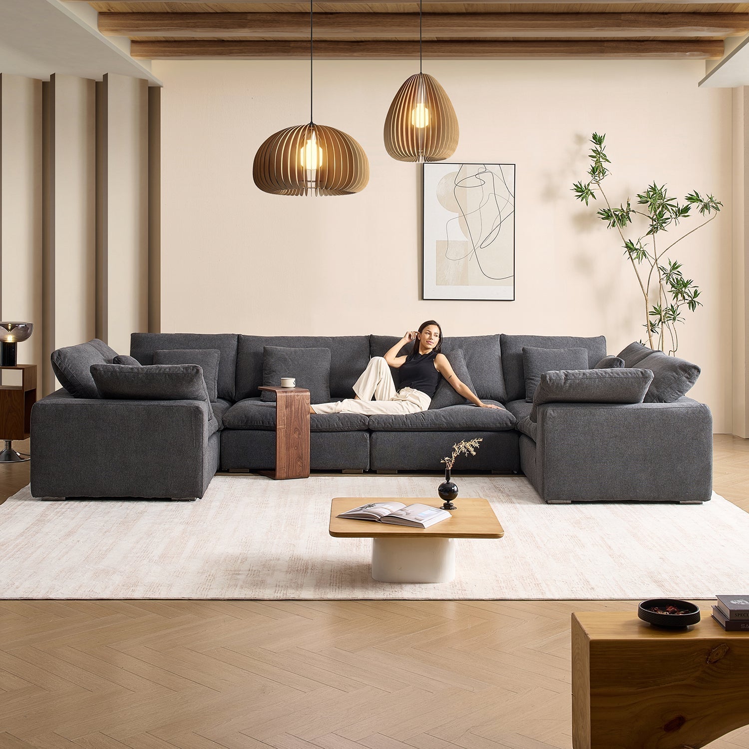 Tivoli Cloud U Closed Sectional