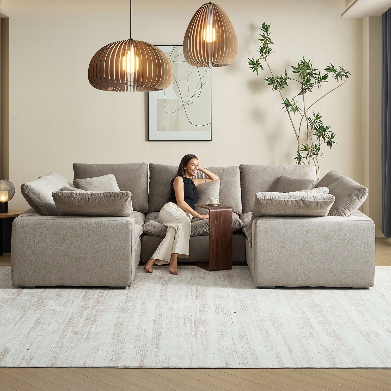 Tivoli Cloud U Closed Sectional
