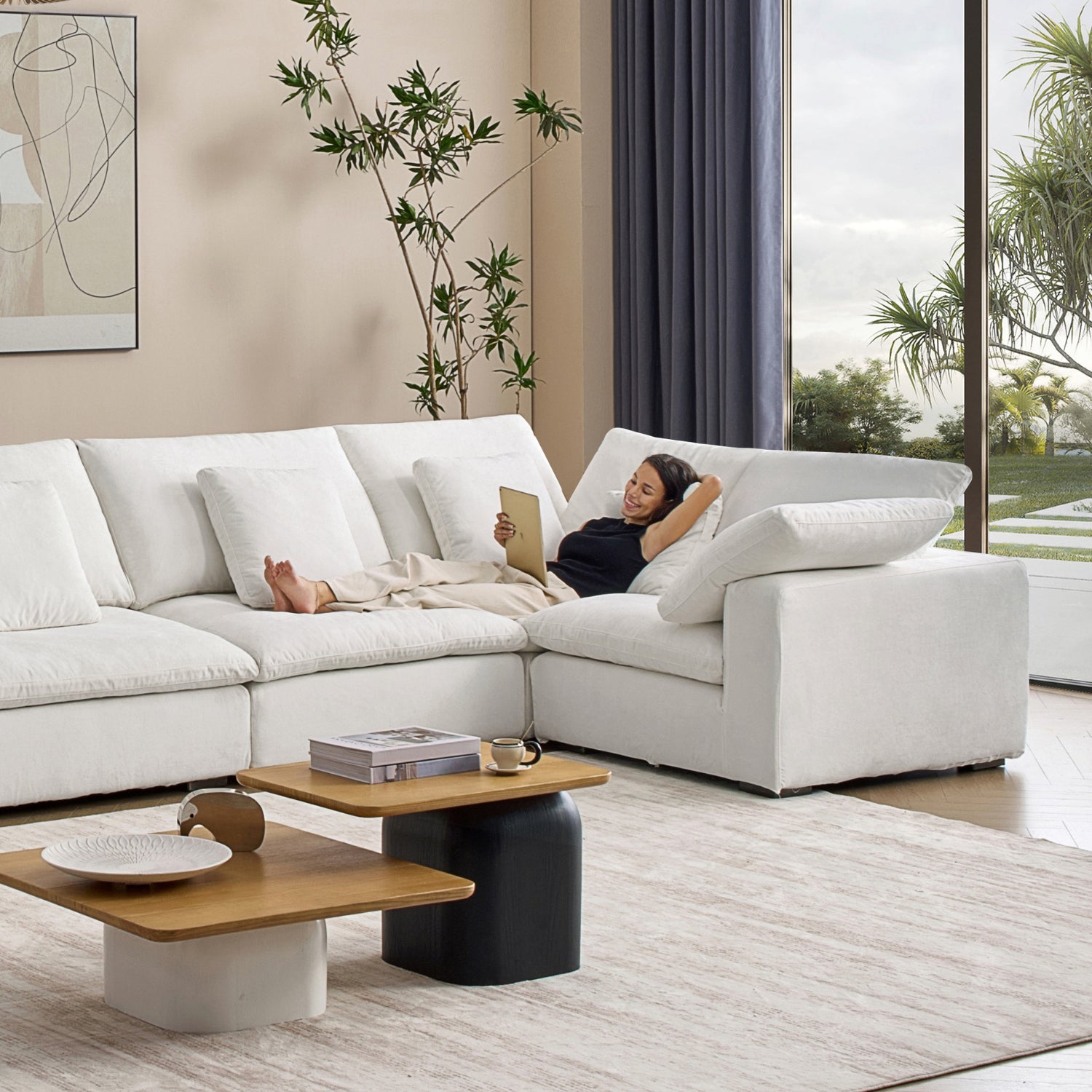 Tivoli Cloud U Closed Sectional