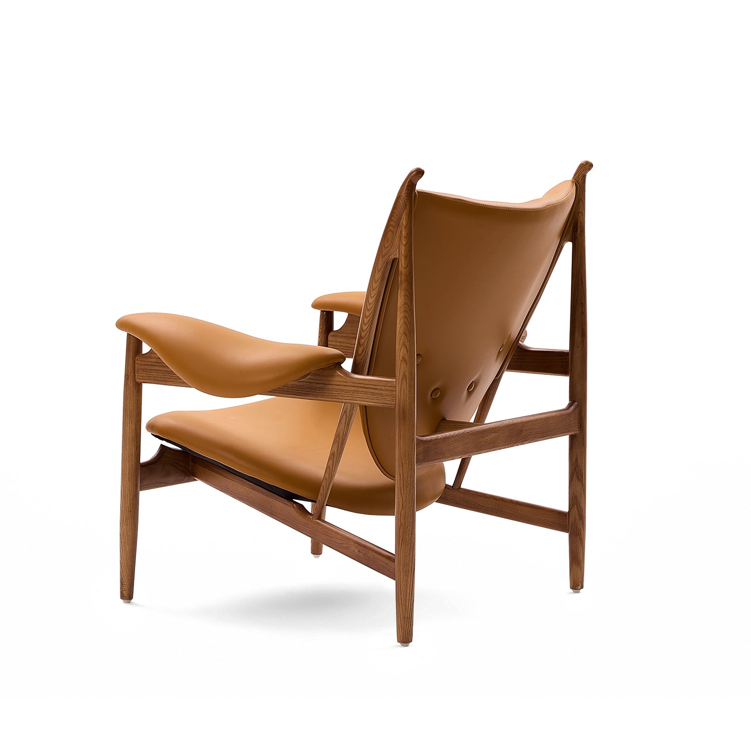 Matteo Tuft Chair